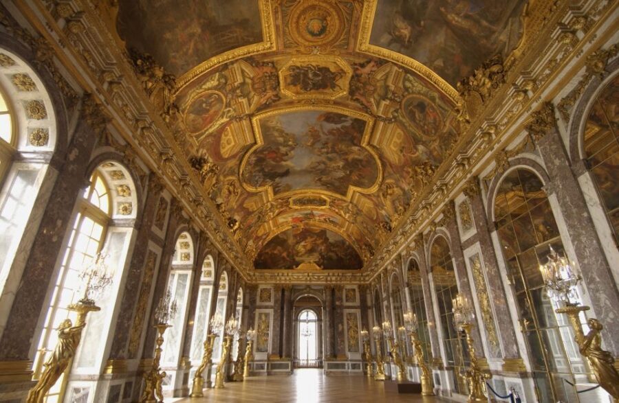 Versailles: Skip-the-Line Day Tour & Transfer from Paris - Language, Guides, and How to Get the Most From the Explanations