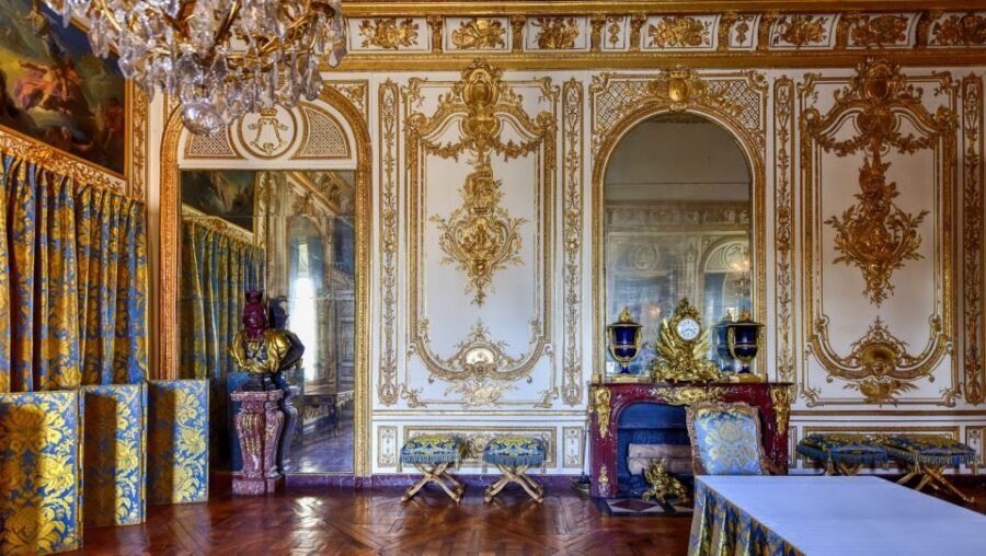 Versailles: Skip-the-Line Day Tour & Transfer from Paris - The Royal Rooms and Garden Time: How to Not Miss the Best Moments