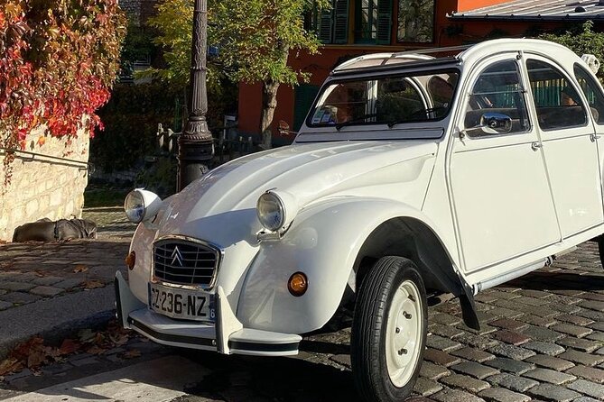 Vintage 2CV Adventure: 3-Hour Paris Highlights Tour - What the Guide Actually Does (Beyond Pointing)