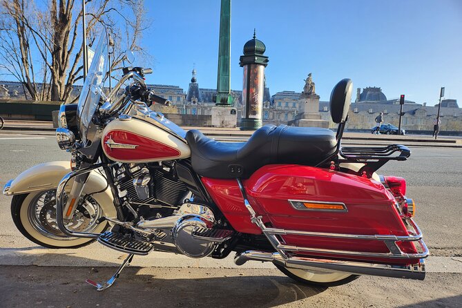 Vintage Motorcycle Rental in Paris - Vintage Bike Rules: Age, License, and Physical Fitness