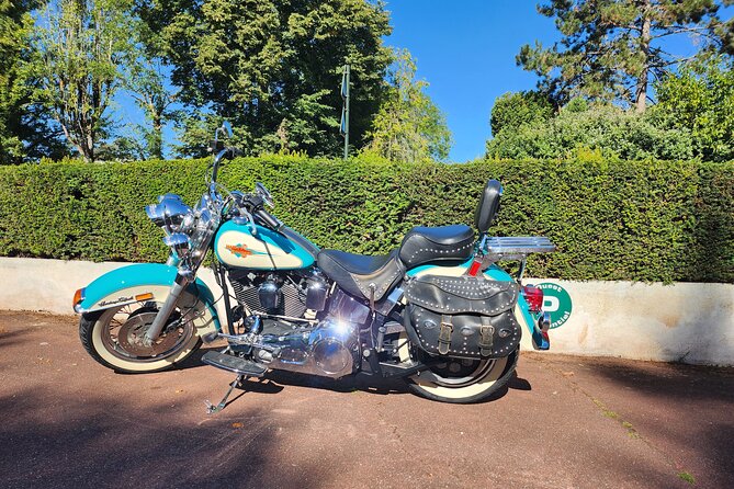 Vintage Motorcycle Rental in Paris - Riding With a Guide Option (When You Want a Plan)