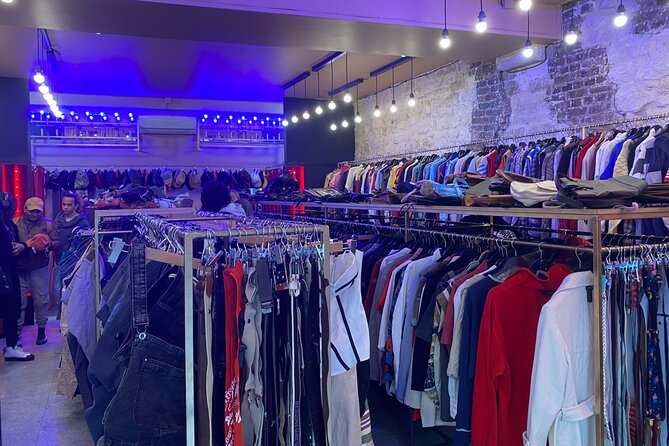 Vintage Shopping Tour In Paris with a Guide - Finishing at Châtelet–Les Halles: Convenient Exit, Easy Next Step