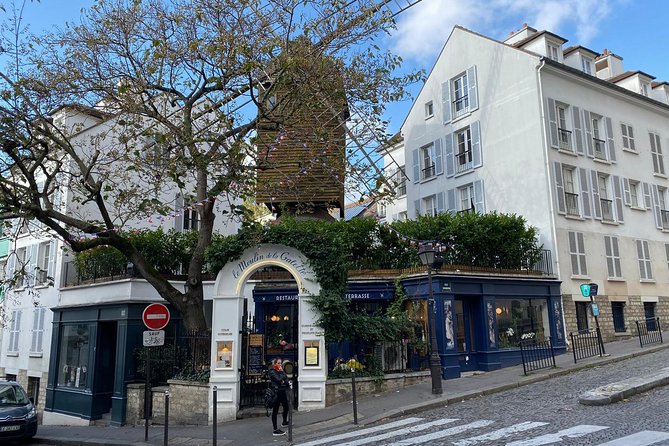 VIP Paris in a Day: Montmartre, Louvre, Île de la Cité, Cruise - Guides and pacing: what “VIP” feels like with a group of 6