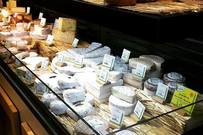 Walk & Wine Tour in the Latin Quarter - Mouffetard Market: where French food culture becomes real fast