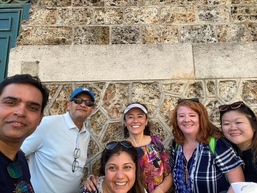 Walking Tour in Paris Montmartre with Tastings and Stories - Key highlights you’ll feel within 2 hours