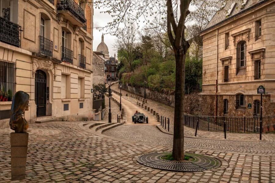 Walking Tour in Paris Montmartre with Tastings and Stories - What 2 hours feels like: walking comfort and group flow