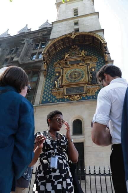 Walking Tour of Notre Dame Island and Sainte Chapelle Option - Conciergerie and Palais de Justice: The Marie Antoinette Connection