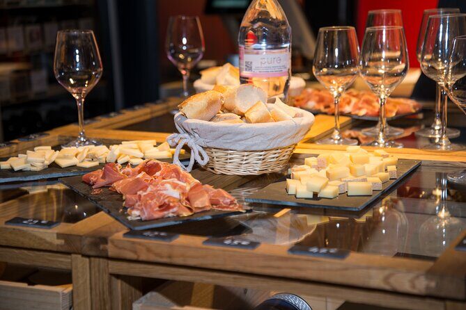 Wine and cheese tasting at Latin Quarter - Practical tips for your 3:30 pm tasting