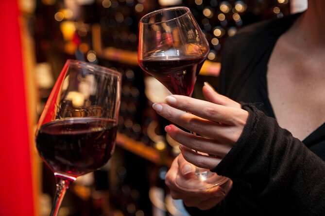 Wine and cheese tasting in Bastille - Duration and pacing: 1 hour 30 minutes that doesn’t drag