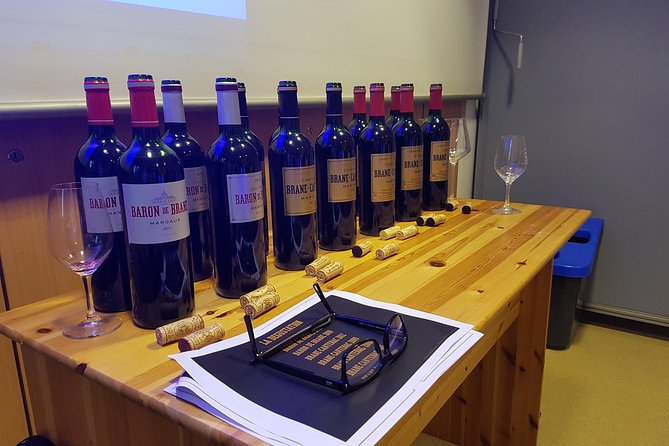 Wine tasting Paris Saint Germain des Pres - What You’ll Taste: Two Whites, Two Reds, and a Blind-Tasting Workout