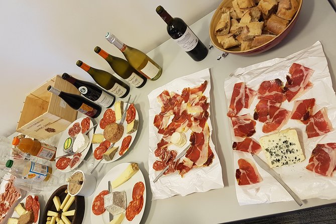 Wine tasting Paris Saint Germain des Pres - Hosts and Teaching Style: Map Stories, Pairing Tips, and No Fluff