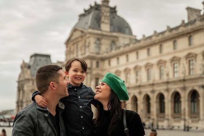 Your Photoshoot in Paris - Starting at Pont de Bir-Hackeim: the meeting point that sets the tone